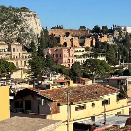 Casa Amelia - Charme In Taormina