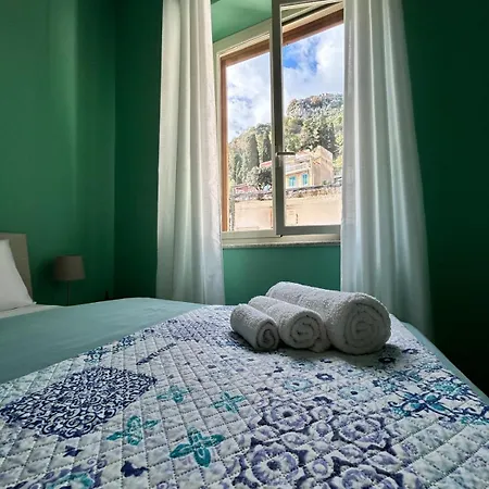 Casa Amelia - Charme In * Taormina