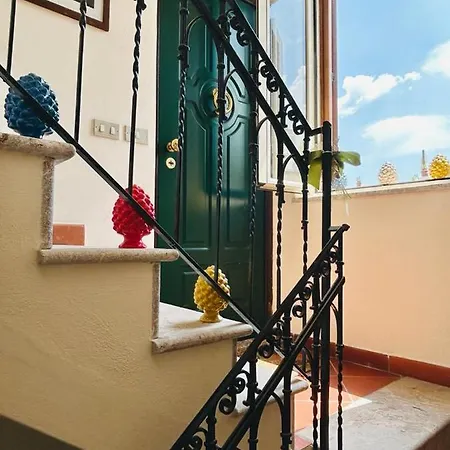 Casa Amelia - Charme In Nyaraló Taormina