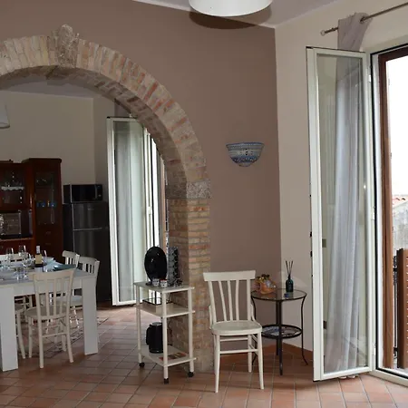 Casa Amelia - Charme In Дом отдыха Таормина